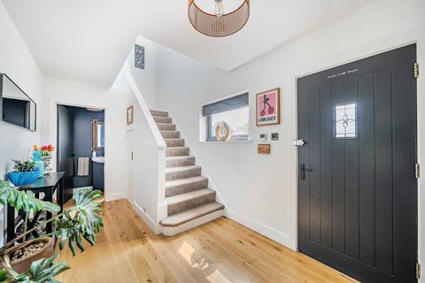 12 Follyfield, Hankerton, Malmesbury, SN16 9LA
