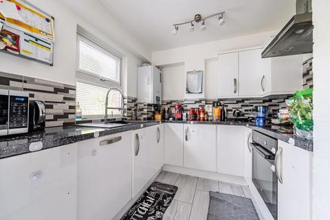 38 Whitmore Close, London, N11 1PB