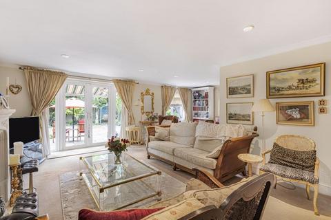4 bedroom detached house for sale, Tile Kiln Lane, Bexley