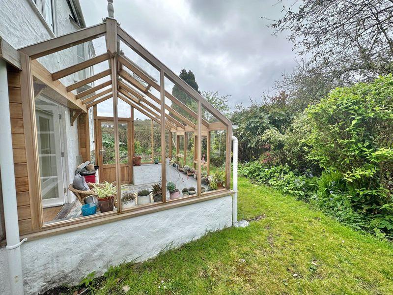 Garden and sun room