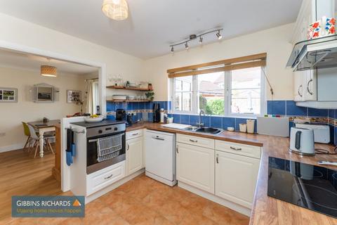 29 Cox Road, Wellington, TA21 9RD