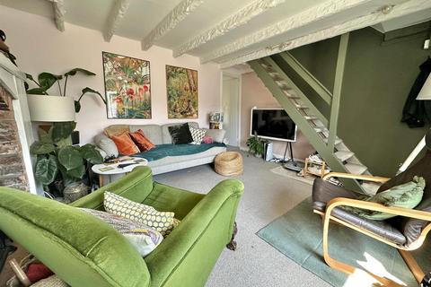 2 bedroom cottage for sale, Kingham Terrace, Truro