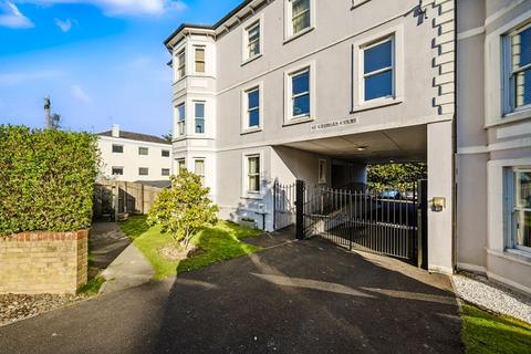2 bedroom apartment for sale, St Georges Court, Tunbridge Wells