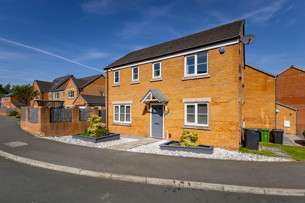 3 Bedroom, Detached