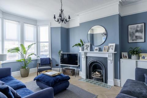 10 Oldfield Place, Bristol, BS8 4QJ