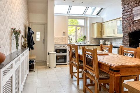 90 Turf Lane, Chadderton, Oldham, OL9 8HP