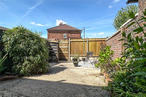 90 Turf Lane, Chadderton, Oldham, OL9 8HP