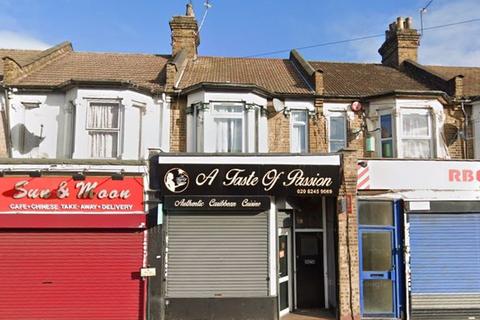1 bedroom property for sale, Commercial Building, South Street, EN3