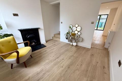 3 bedroom terraced house for sale, Edward Street, Dunstable