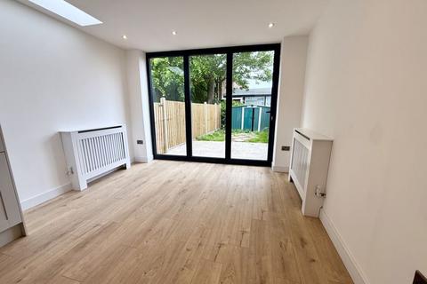 3 bedroom terraced house for sale, Edward Street, Dunstable