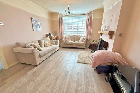 32 Garden Road, Dunstable, LU6 3JD