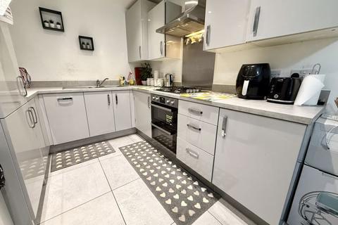 31 Colosseum Drive, Houghton Regis, Dunstable, LU5 6QD