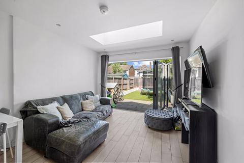 12 Station Road, Carshalton, SM5 2LA