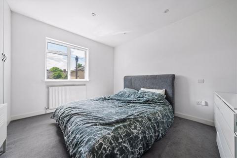 12 Station Road, Carshalton, SM5 2LA
