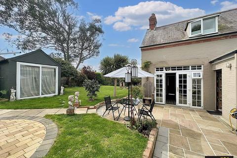 2 bedroom cottage for sale, ROUNDHAYES CLOSE, WEYMOUTH, DORSET