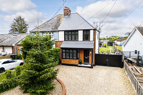 3 bedroom semi-detached house for sale, Cranfield Park Road, Wickford, SS12