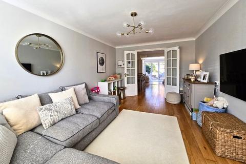 6 Chatfield Way, East Malling, West Malling, ME19 6QD