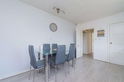 31 Beech Grove, Ellesmere, SY12 0BS