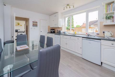 31 Beech Grove, Ellesmere, SY12 0BS