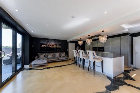undefined, An individually designed and contemporary detached family home in Kelsall