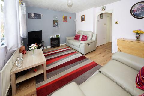 9 Fieldfare Way, Ashton-under-lyne, OL7 9TA