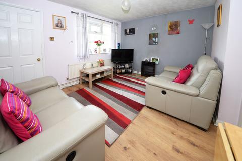 9 Fieldfare Way, Ashton-under-lyne, OL7 9TA