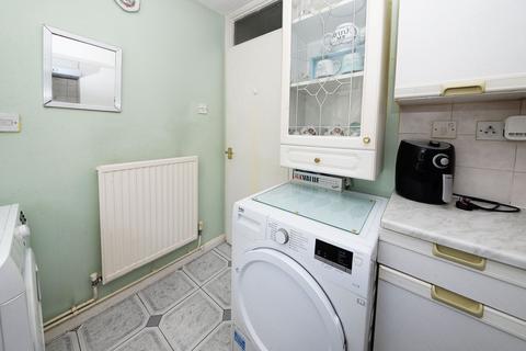 9 Fieldfare Way, Ashton-under-lyne, OL7 9TA
