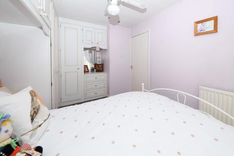 9 Fieldfare Way, Ashton-under-lyne, OL7 9TA