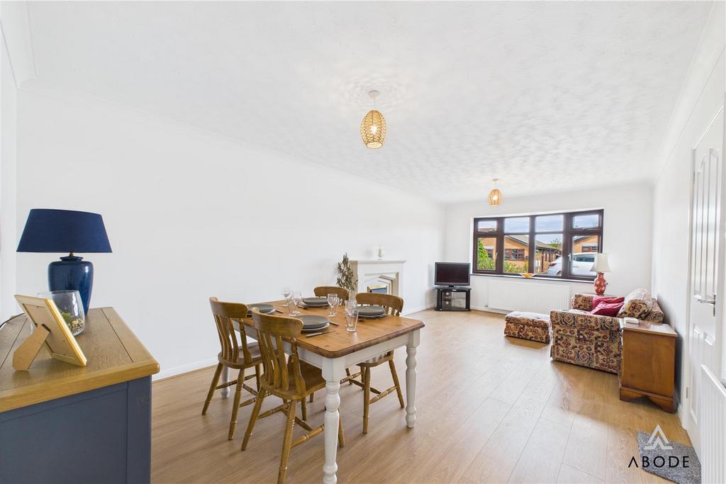 CAM02696 G0-PR0584-STILL006.jpg