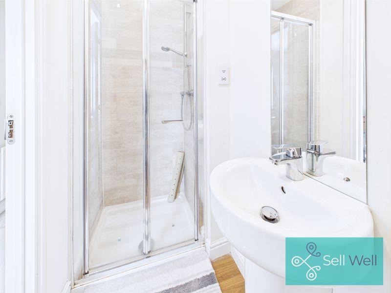 En-Suite 2