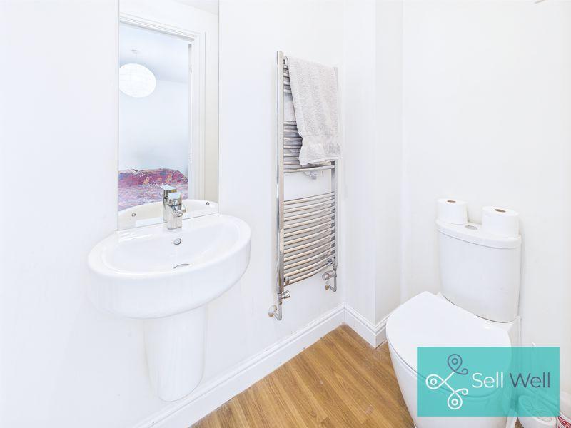 En-Suite 2