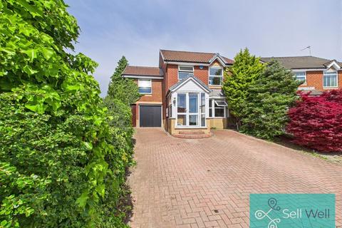 4 bedroom detached house for sale, Redwater Close, Manchester M28
