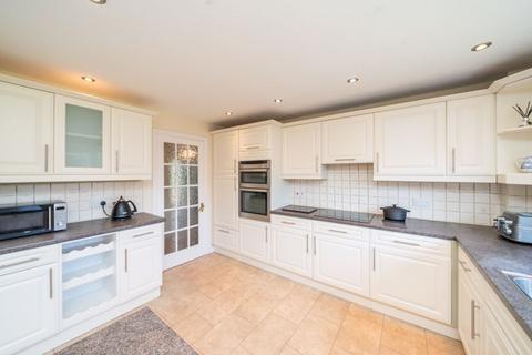 The Birches, 8 Bell Meadow, Pedmore, Stourbridge, DY9 0YY