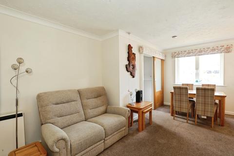 2 bedroom apartment for sale, Weaver Court (Northwich), Northwich CW9