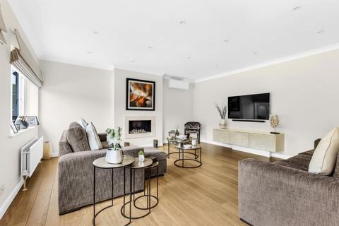 4 bedroom detached house for sale, Rockways, Barnet EN5
