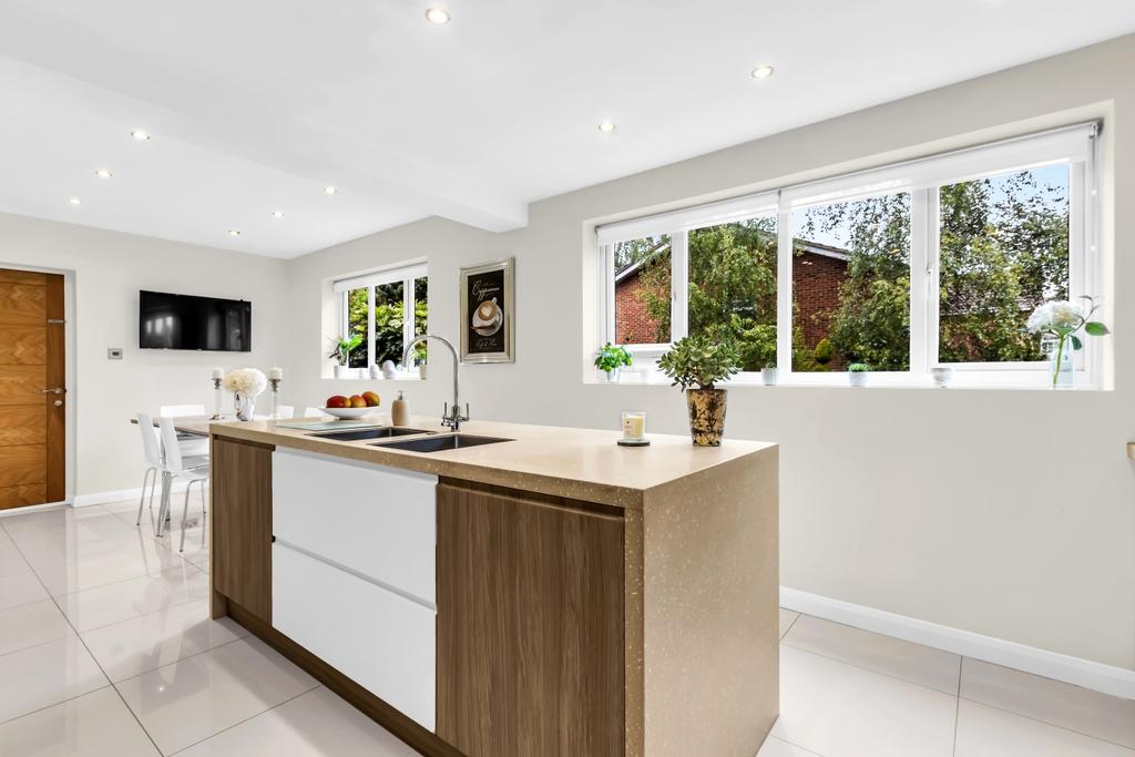 Kitchen - Breakfast Room
