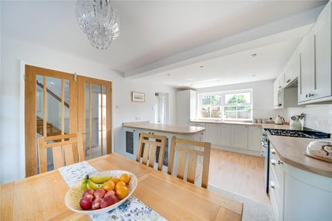 11 Swallowfield Close, Priorslee, Telford, TF2 9TG