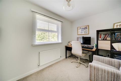 11 Swallowfield Close, Priorslee, Telford, TF2 9TG