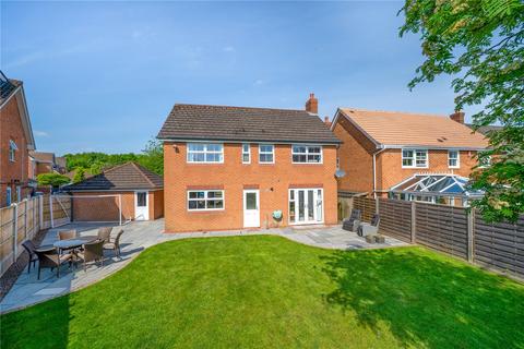 11 Swallowfield Close, Priorslee, Telford, TF2 9TG