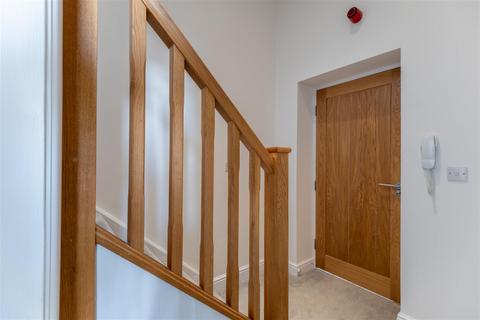 2 bedroom apartment for sale, An individually designed, First Floor, duplex apartment in Oakmere