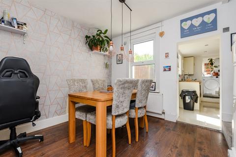 41 Bill Street Road, Strood, Rochester, ME2 4QU