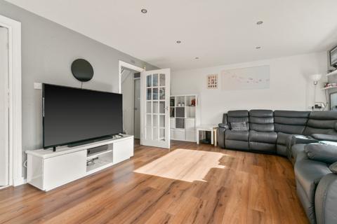 1 Carson Road, Balloch, Alexandria, G83 8QG