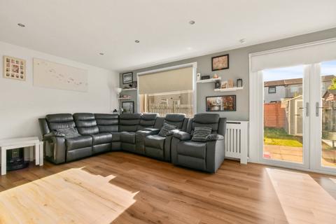 1 Carson Road, Balloch, Alexandria, G83 8QG