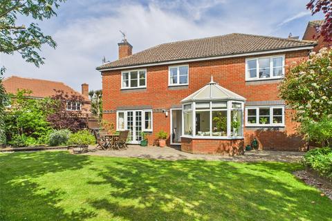 5 bedroom detached house for sale, Farriers Close, Bramley, Tadley, Hampshire, RG26