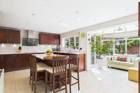 5 bedroom detached house for sale, Farriers Close, Bramley, Tadley, Hampshire, RG26