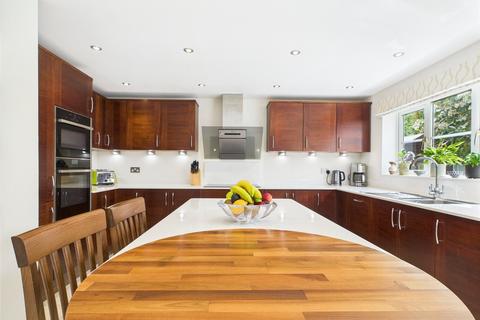 5 bedroom detached house for sale, Farriers Close, Bramley, Tadley, Hampshire, RG26