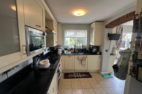 3 bedroom semi-detached house for sale, De Lapre Close, Orpington, Kent, BR5 4HR