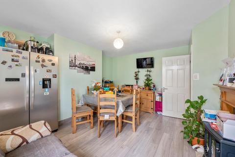 3 bedroom maisonette for sale, Lavender Grove, Mitcham, Surrey, CR4 3HW