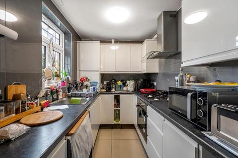 3 bedroom maisonette for sale, Lavender Grove, Mitcham, Surrey, CR4 3HW