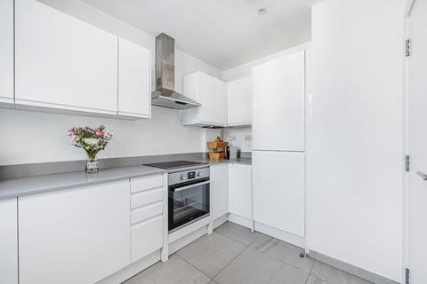 Flat 2, 2b Cherington Road, London, W7 3HJ